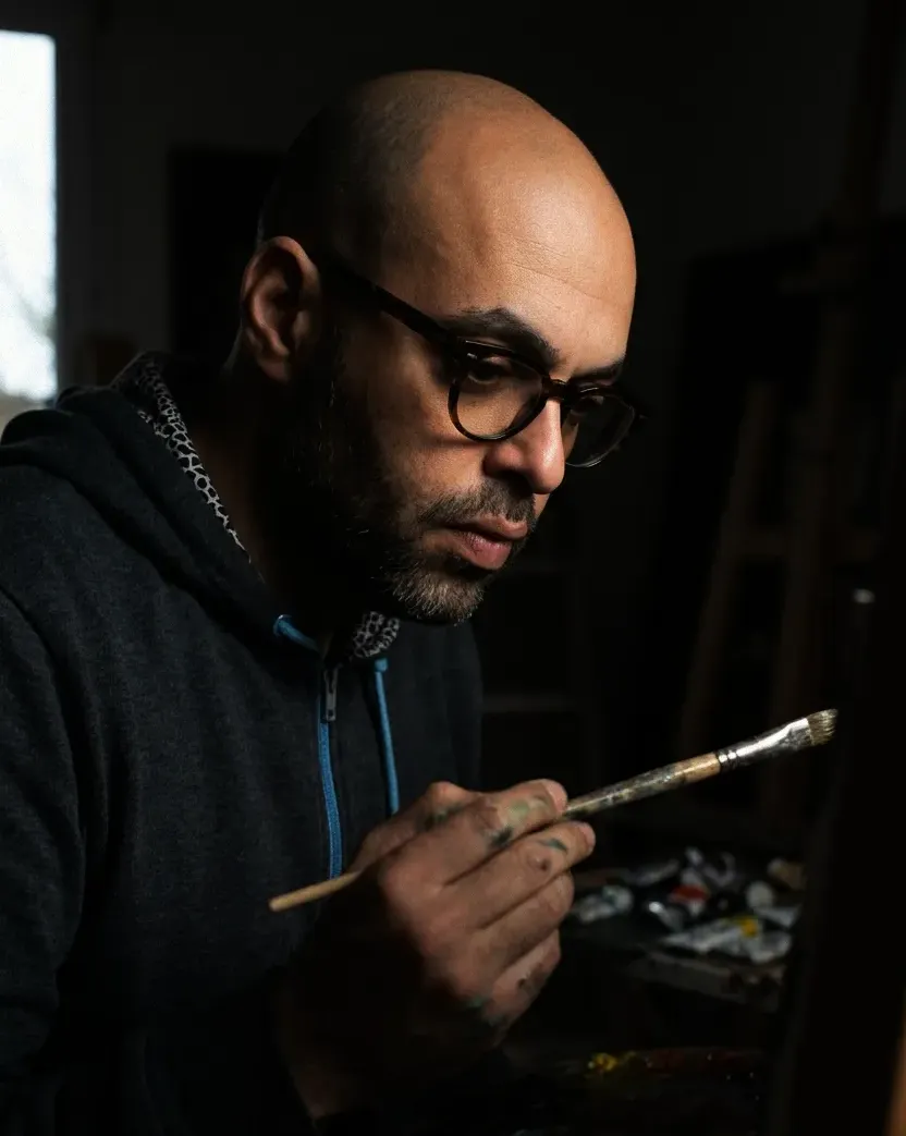 Photo du professeur entrain de peindre